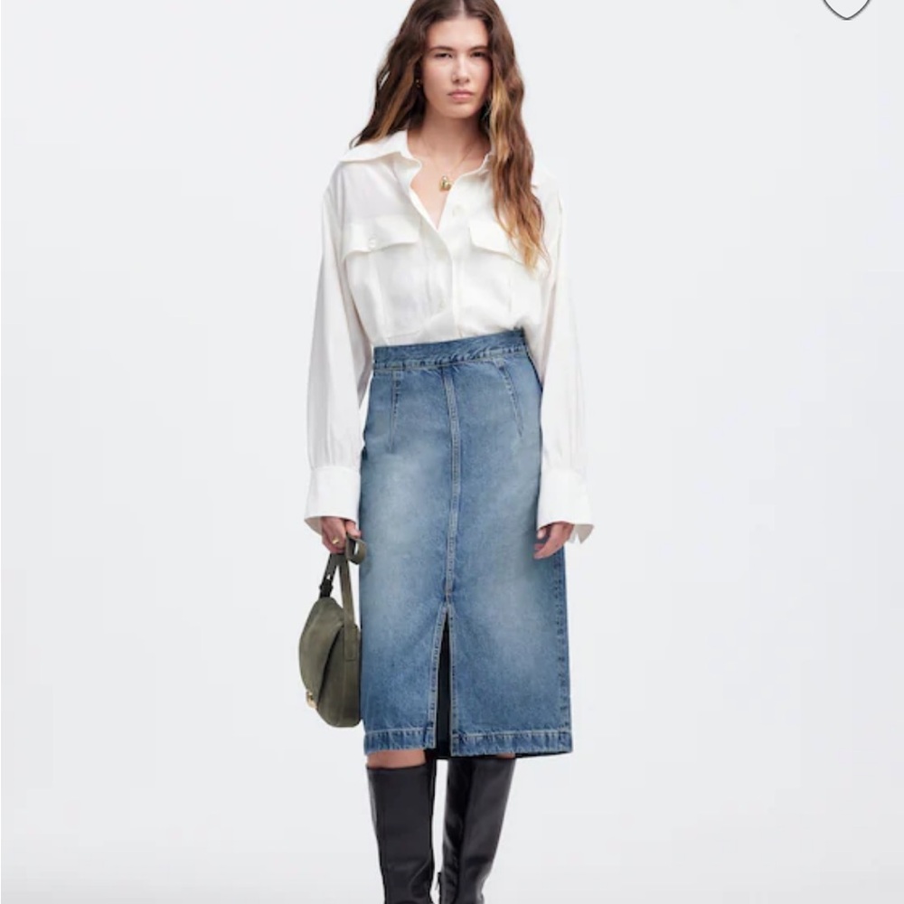 Denim Midi Pencil Skirt in Billings Wash